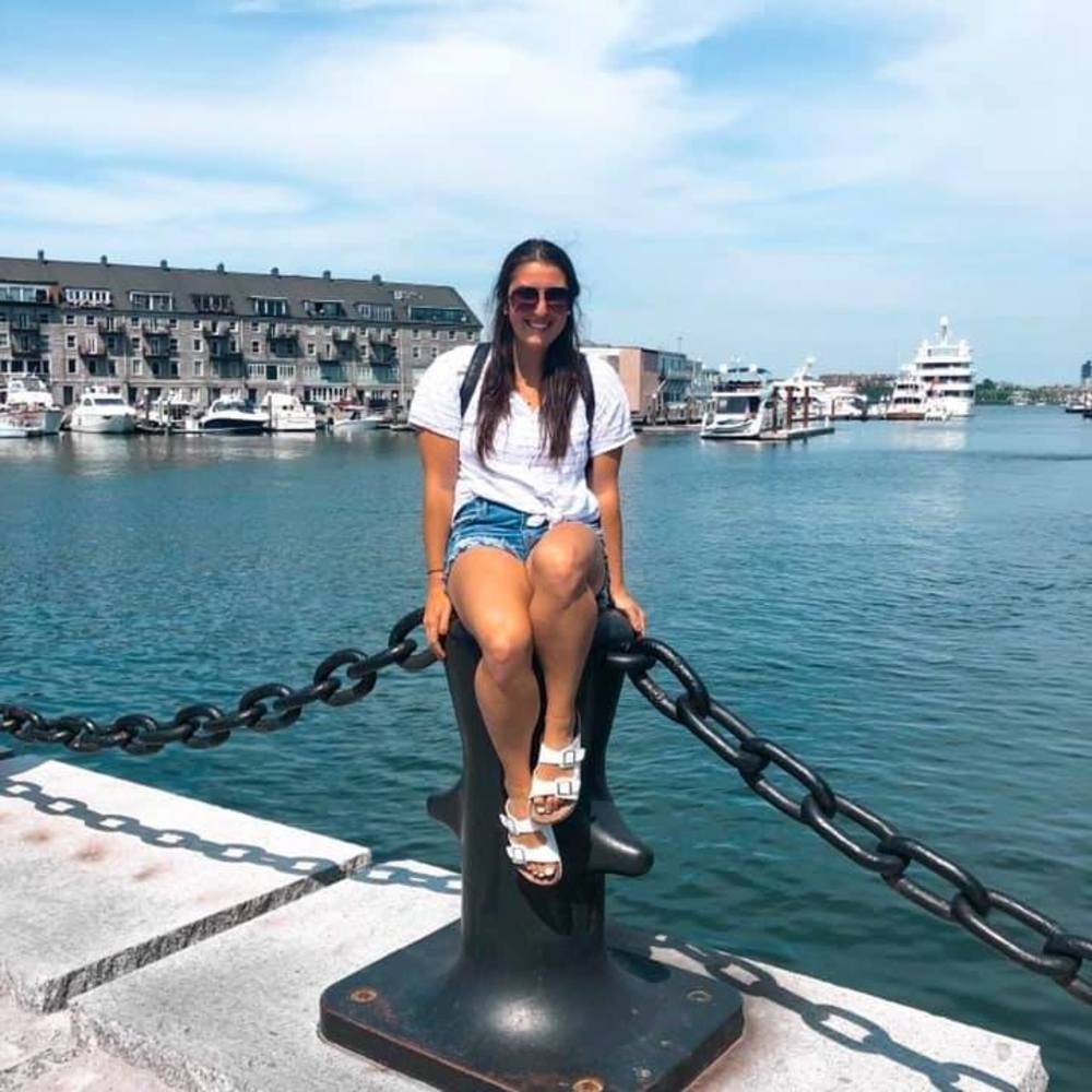 Meet your Posher, Kendra